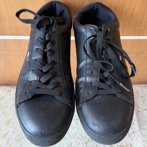 Pre-Loved Tommy Hilfiger Men's Black Leather Brecon CloseoutSneakers - Size 9.5